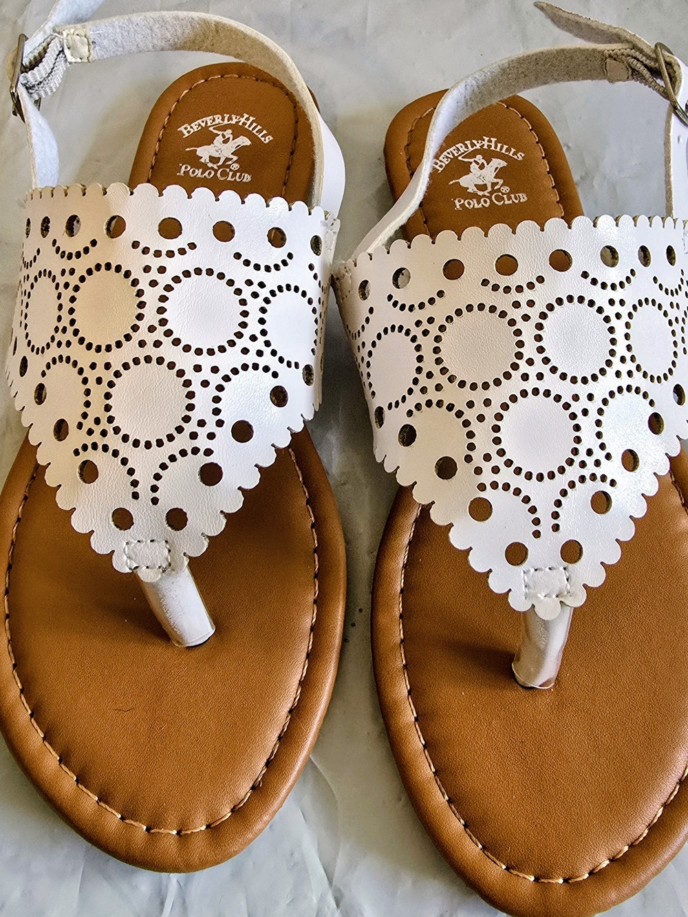 Beverly Hills Polo Club Girls White Laser-Cut Toe-Post Sandals New Size 13
